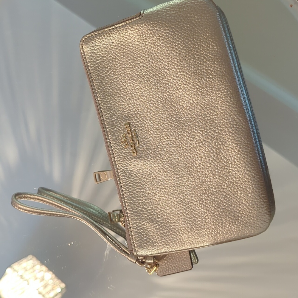 Coach Double zipper Soft Hold Wristlet